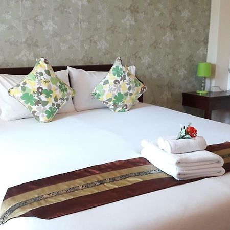 Chumphon Travelodge Bagian luar foto