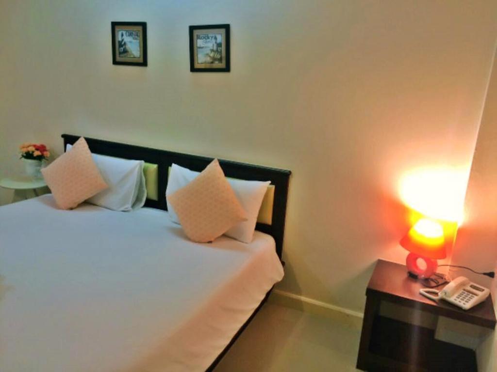 Chumphon Travelodge Bagian luar foto