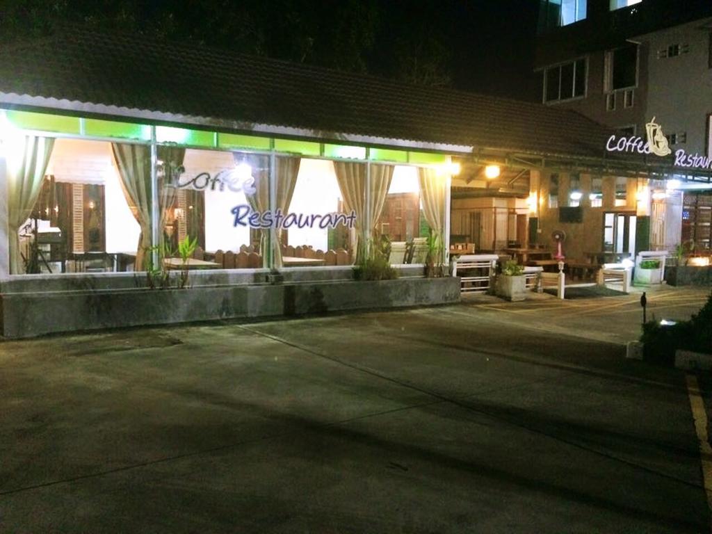 Chumphon Travelodge Bagian luar foto