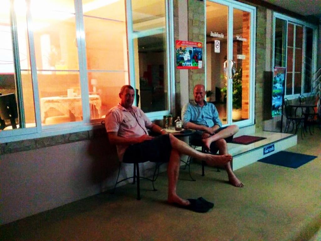 Chumphon Travelodge Bagian luar foto