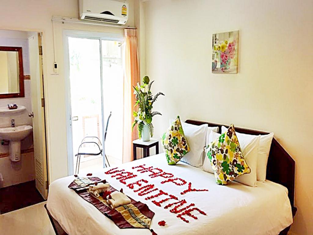 Chumphon Travelodge Bagian luar foto