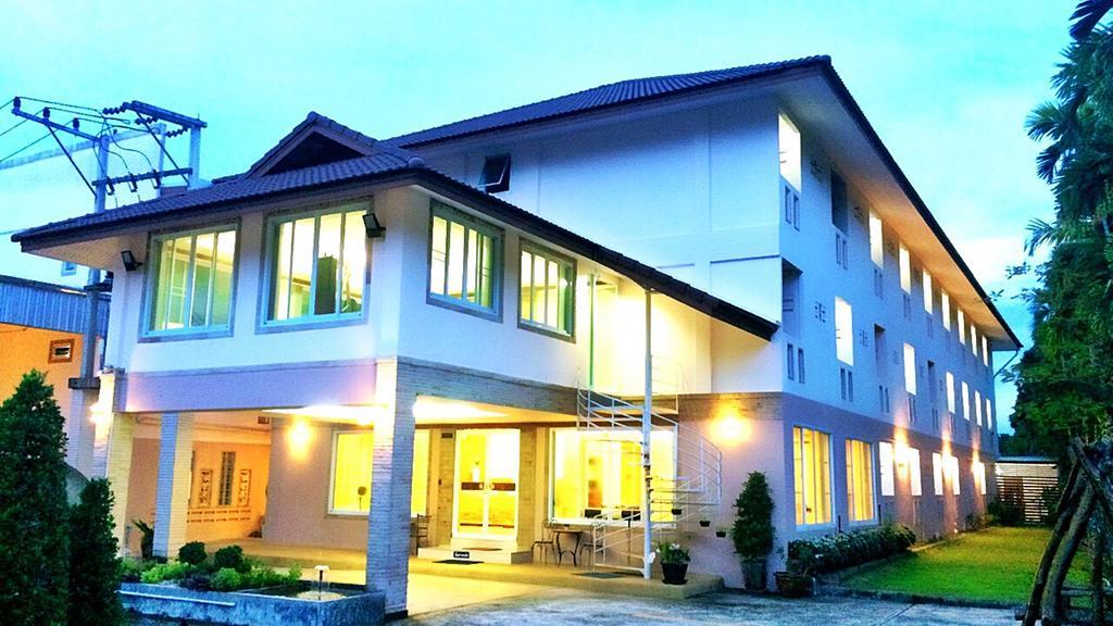 Chumphon Travelodge Bagian luar foto
