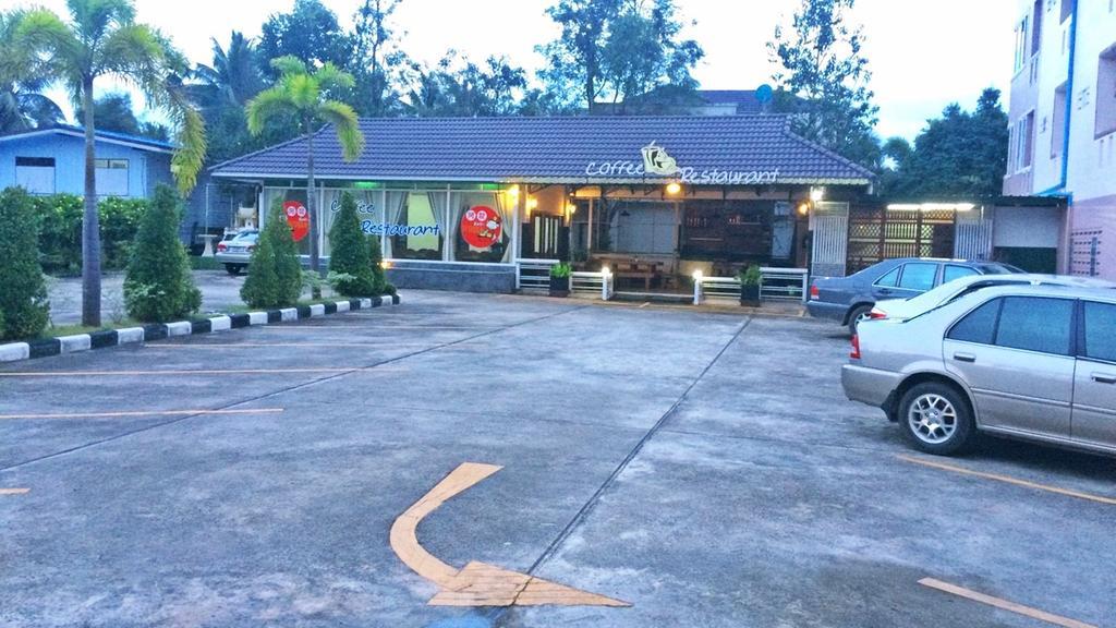 Chumphon Travelodge Bagian luar foto