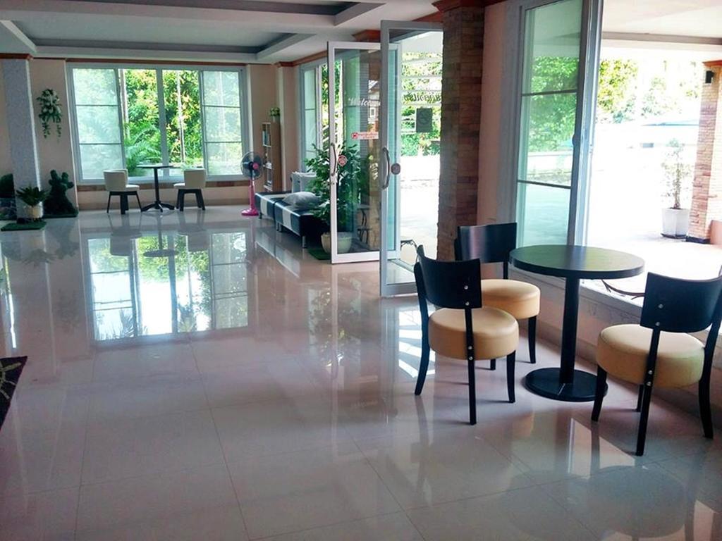 Chumphon Travelodge Bagian luar foto
