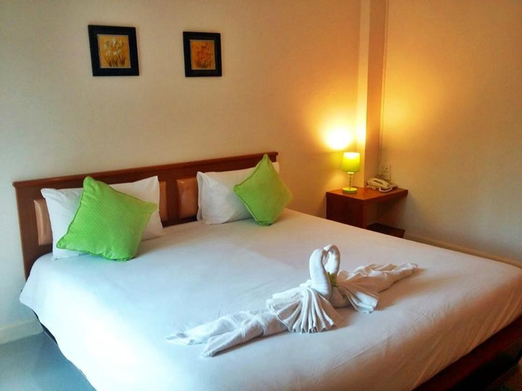 Chumphon Travelodge Bagian luar foto