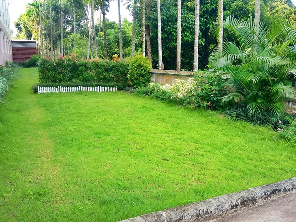Chumphon Travelodge Bagian luar foto