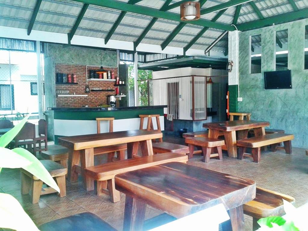 Chumphon Travelodge Bagian luar foto