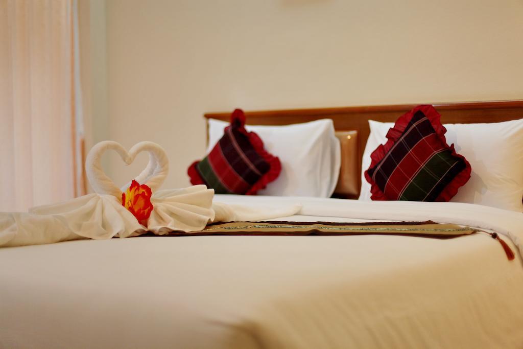 Chumphon Travelodge Bagian luar foto