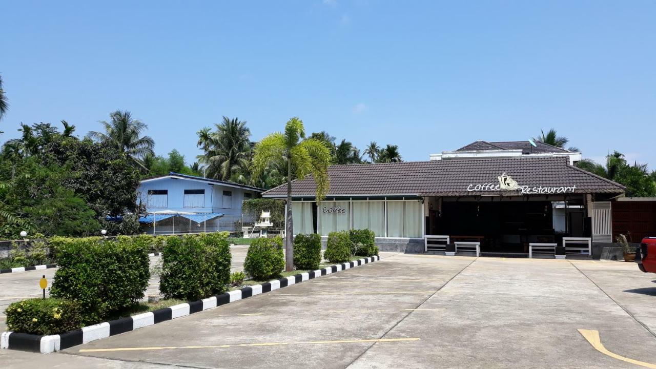Chumphon Travelodge Bagian luar foto